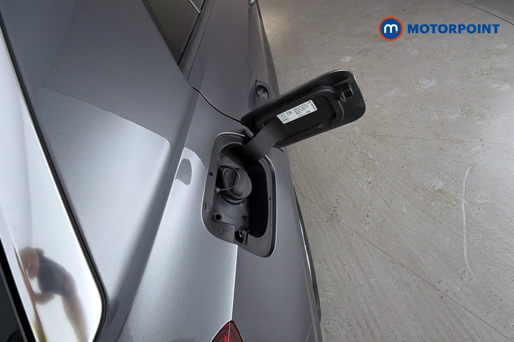 Volkswagen T-Roc Life Manual Petrol SUV - Stock Number (1652824) - 41st supplementary image