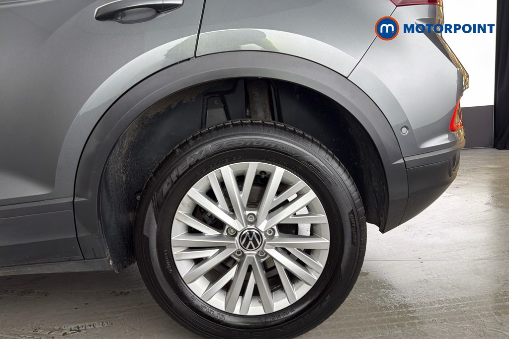 Volkswagen T-Roc Life Manual Petrol SUV - Stock Number (1652824) - 48th supplementary image