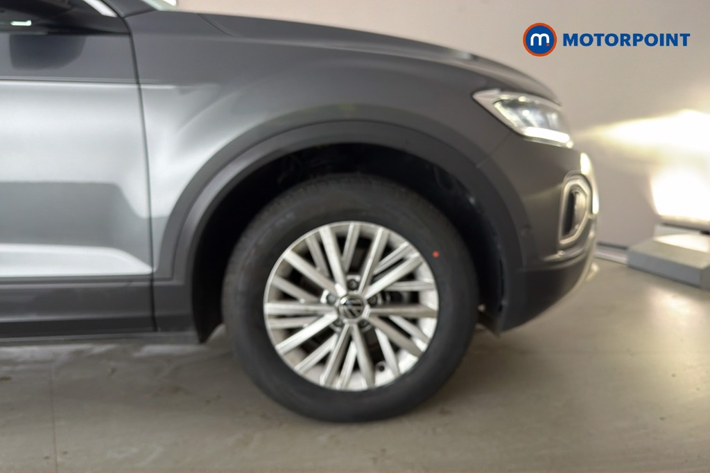 Volkswagen T-Roc Life Manual Petrol SUV - Stock Number (1652824) - 50th supplementary image