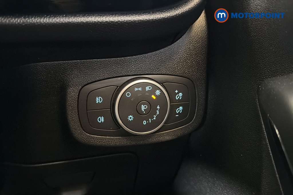 Ford Fiesta Trend Manual Petrol Hatchback - Stock Number (1653702) - 11th supplementary image