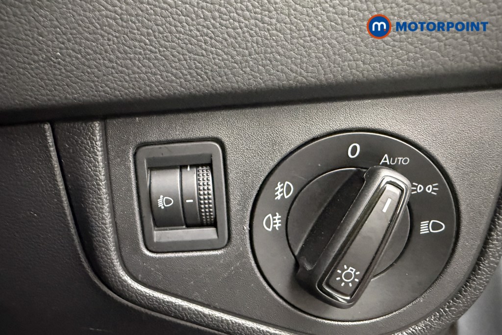 Volkswagen Taigo Life Manual Petrol SUV - Stock Number (1653917) - 16th supplementary image