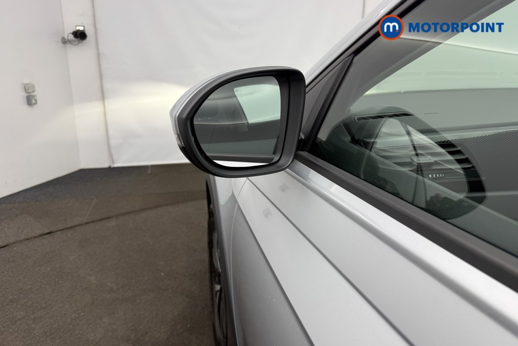 Volkswagen Taigo Life Manual Petrol SUV - Stock Number (1653917) - 28th supplementary image