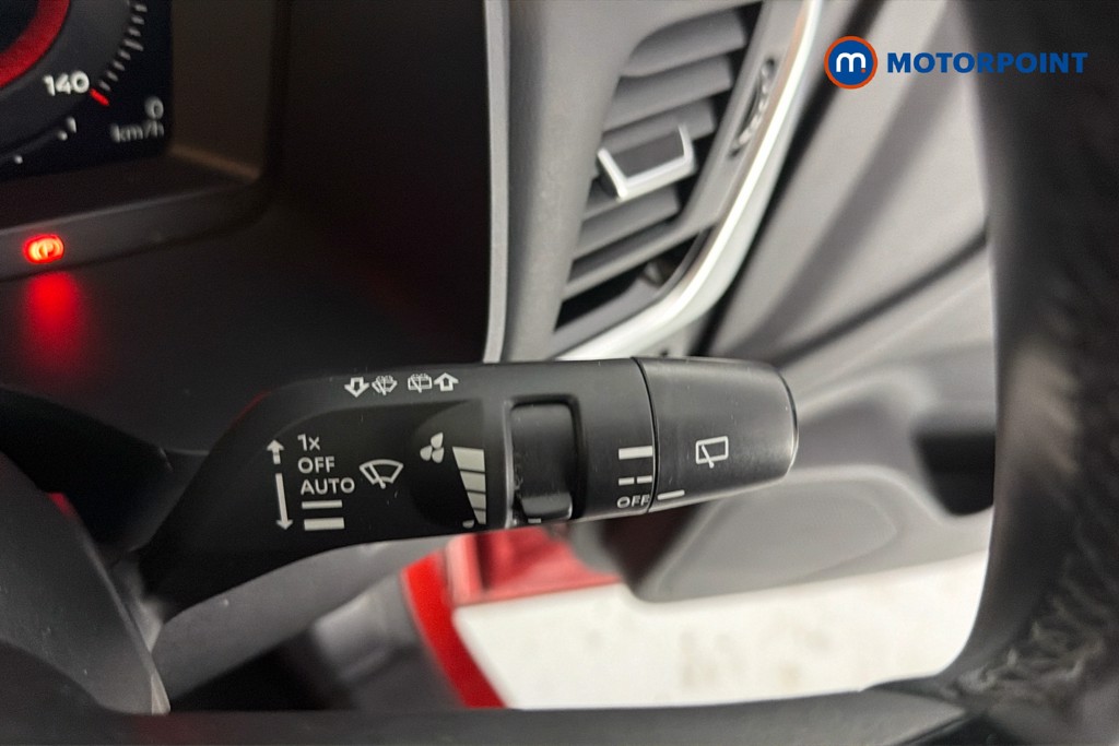 Nissan Qashqai N-Connecta Automatic Petrol-Electric Hybrid SUV - Stock Number (1653952) - 7th supplementary image