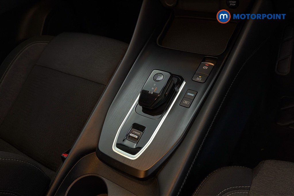 Nissan Qashqai N-Connecta Automatic Petrol-Electric Hybrid SUV - Stock Number (1653952) - 15th supplementary image