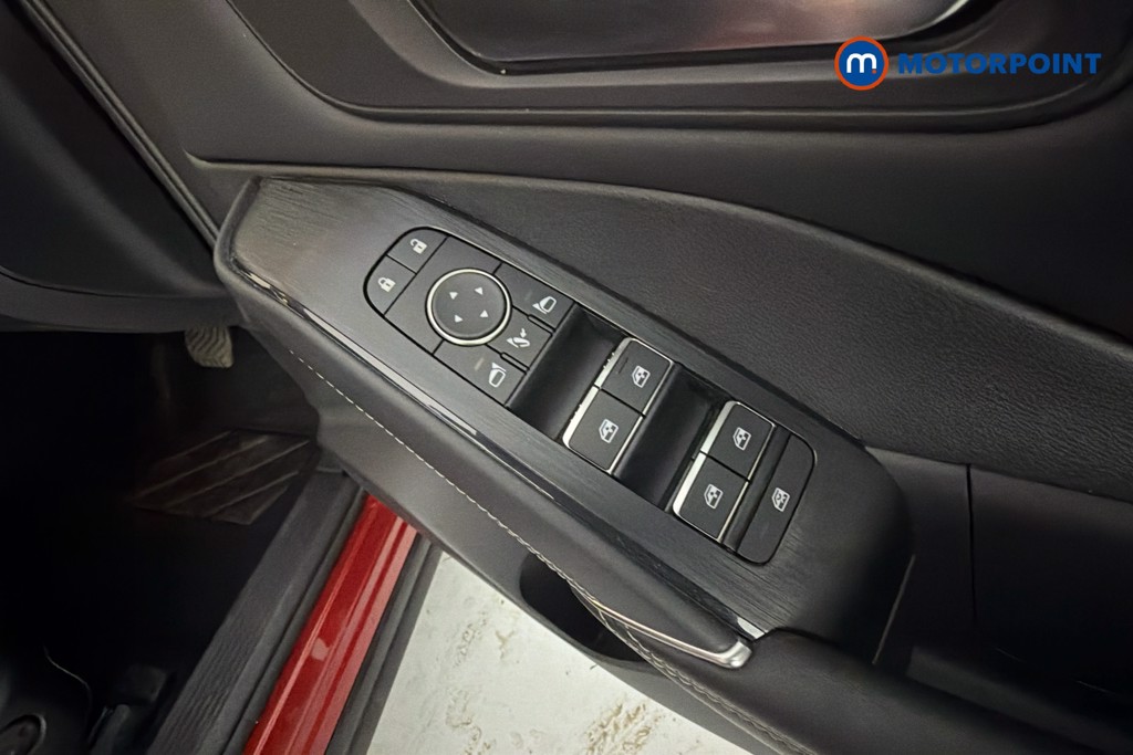 Nissan Qashqai N-Connecta Automatic Petrol-Electric Hybrid SUV - Stock Number (1653952) - 20th supplementary image
