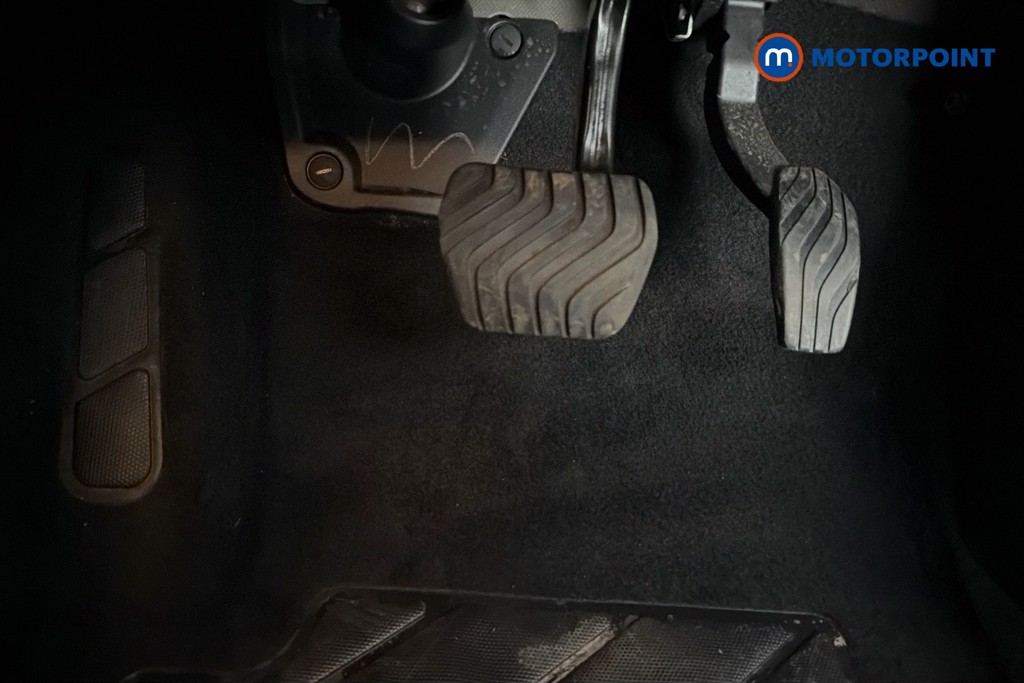 Nissan Qashqai N-Connecta Automatic Petrol-Electric Hybrid SUV - Stock Number (1653952) - 27th supplementary image