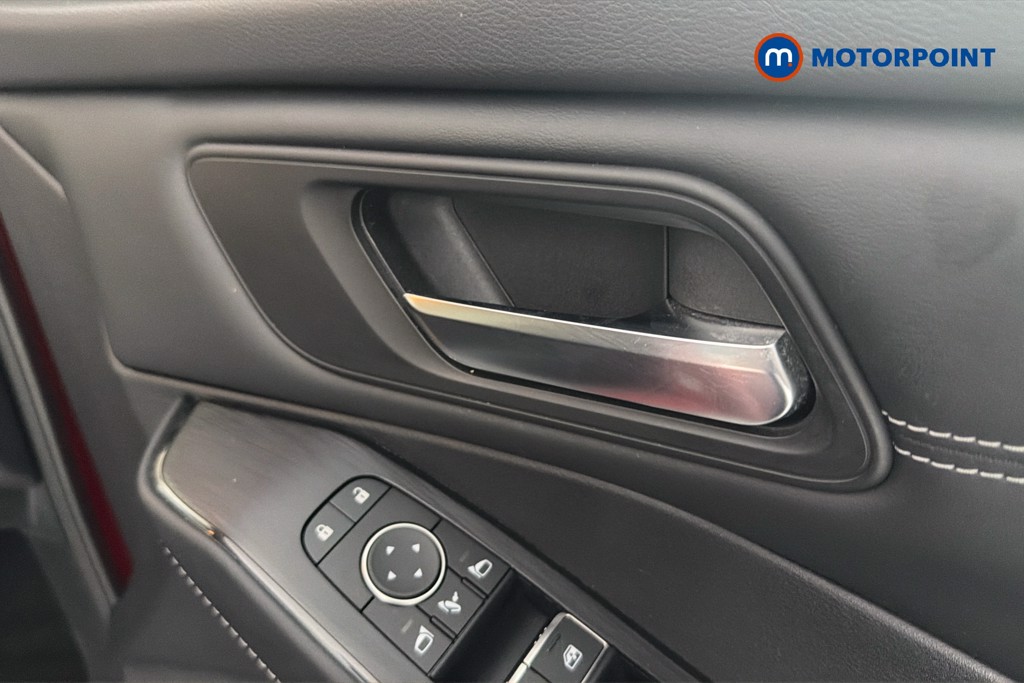 Nissan Qashqai N-Connecta Automatic Petrol-Electric Hybrid SUV - Stock Number (1653952) - 42nd supplementary image