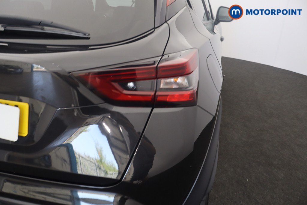 Nissan Juke Tekna Manual Petrol SUV - Stock Number (1654063) - 37th supplementary image