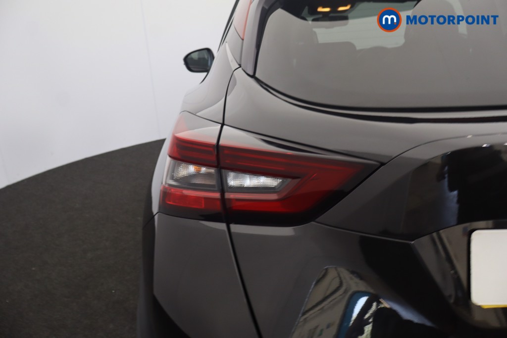 Nissan Juke Tekna Manual Petrol SUV - Stock Number (1654063) - 38th supplementary image