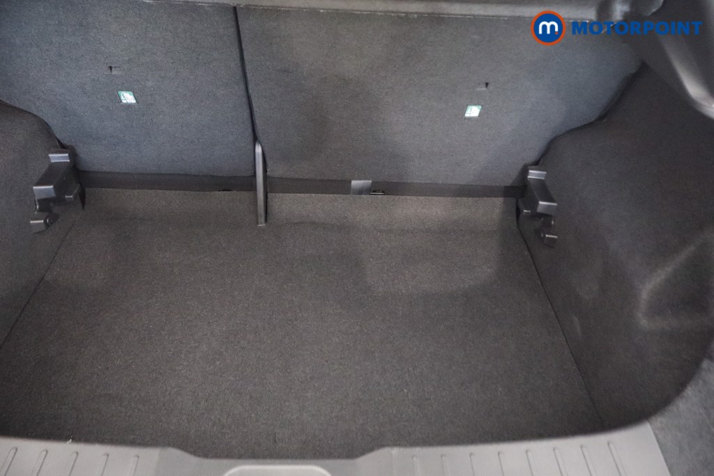Nissan Juke Tekna Manual Petrol SUV - Stock Number (1654063) - 41st supplementary image