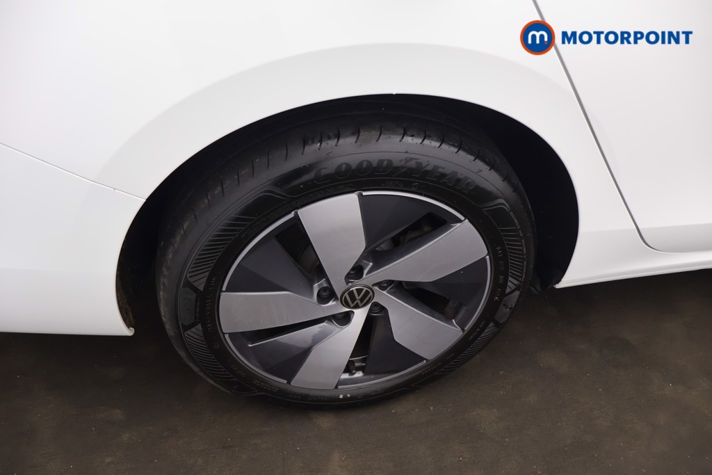 Volkswagen Passat Life Automatic Petrol Plug-In Hybrid Estate - Stock Number (1654189) - 3rd supplementary image