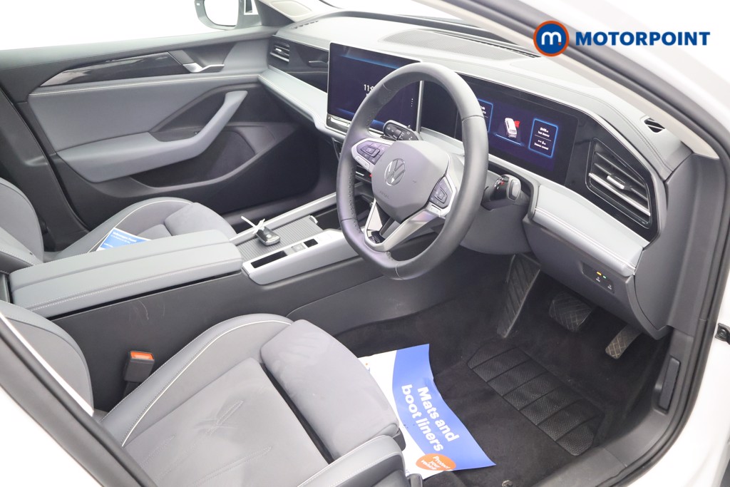 Volkswagen Passat Life Automatic Petrol Plug-In Hybrid Estate - Stock Number (1654189) - 15th supplementary image