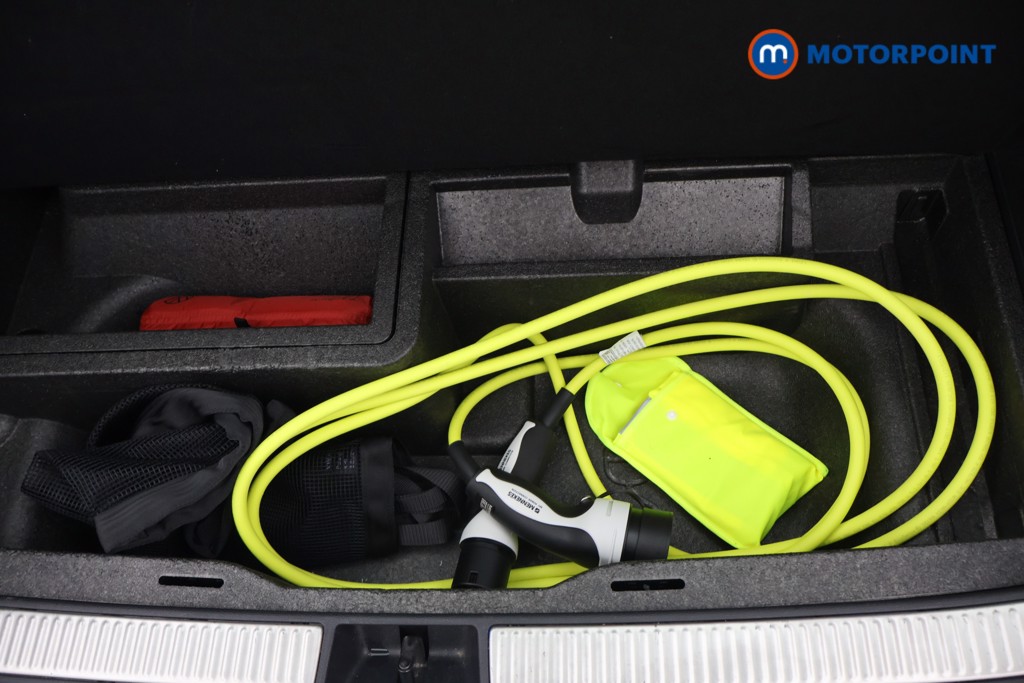 Volkswagen Passat Life Automatic Petrol Plug-In Hybrid Estate - Stock Number (1654189) - 20th supplementary image