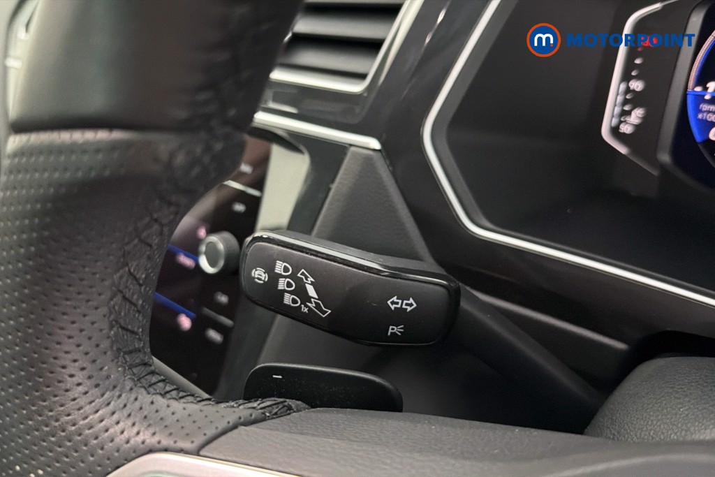 Volkswagen Tiguan R-Line Automatic Petrol SUV - Stock Number (1654210) - 6th supplementary image