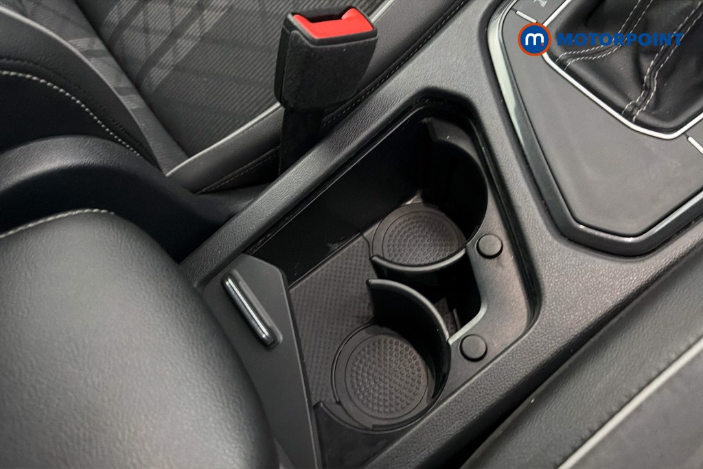Volkswagen Tiguan R-Line Automatic Petrol SUV - Stock Number (1654210) - 16th supplementary image