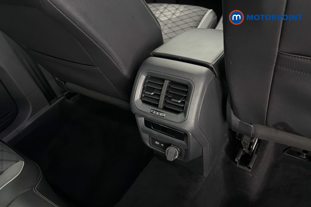 Volkswagen Tiguan R-Line Automatic Petrol SUV - Stock Number (1654210) - 30th supplementary image