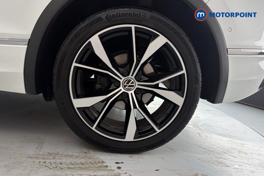 Volkswagen Tiguan R-Line Automatic Petrol SUV - Stock Number (1654210) - 48th supplementary image
