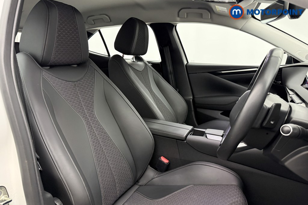 DS Ds 4 Cross Trocadero Automatic Petrol Plug-In Hybrid Hatchback - Stock Number (1654238) - 14th supplementary image