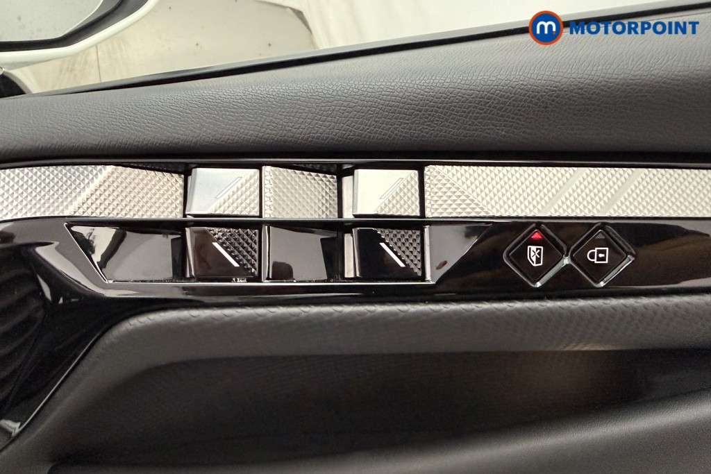 DS Ds 4 Cross Trocadero Automatic Petrol Plug-In Hybrid Hatchback - Stock Number (1654238) - 16th supplementary image