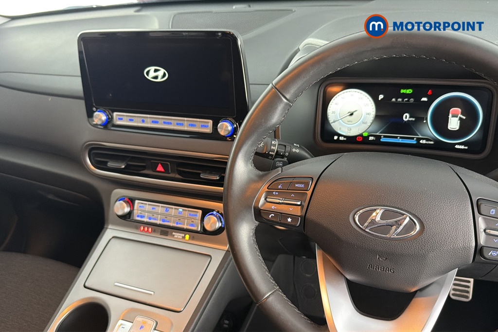 Hyundai Kona Se Connect Automatic Electric SUV - Stock Number (1654541) - 1st supplementary image