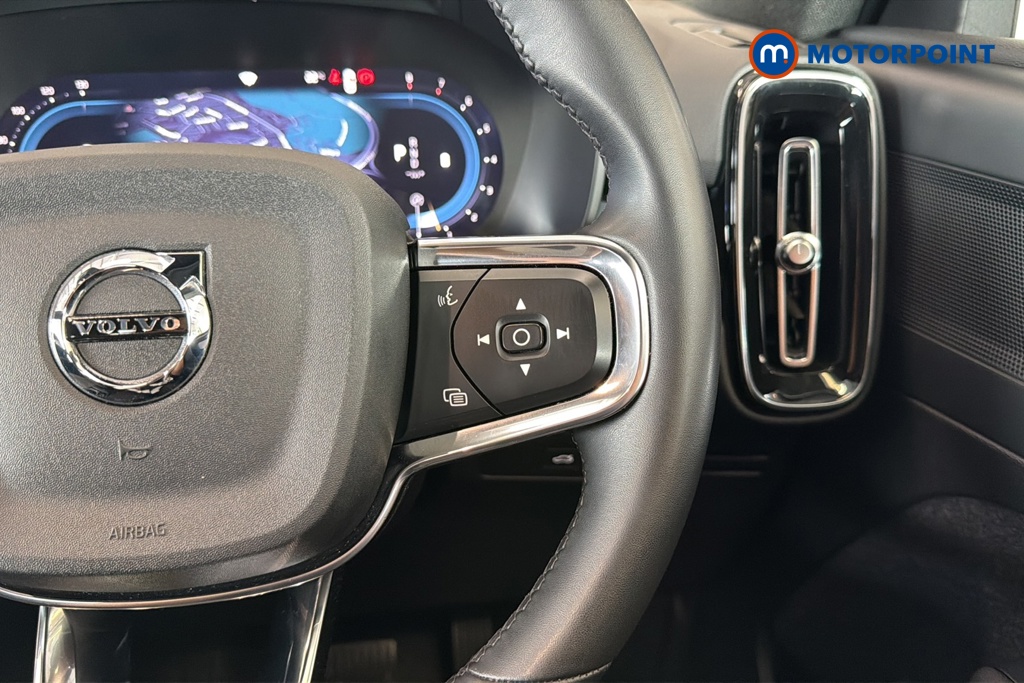 Volvo Xc40 Plus Automatic Petrol SUV - Stock Number (1654646) - 3rd supplementary image