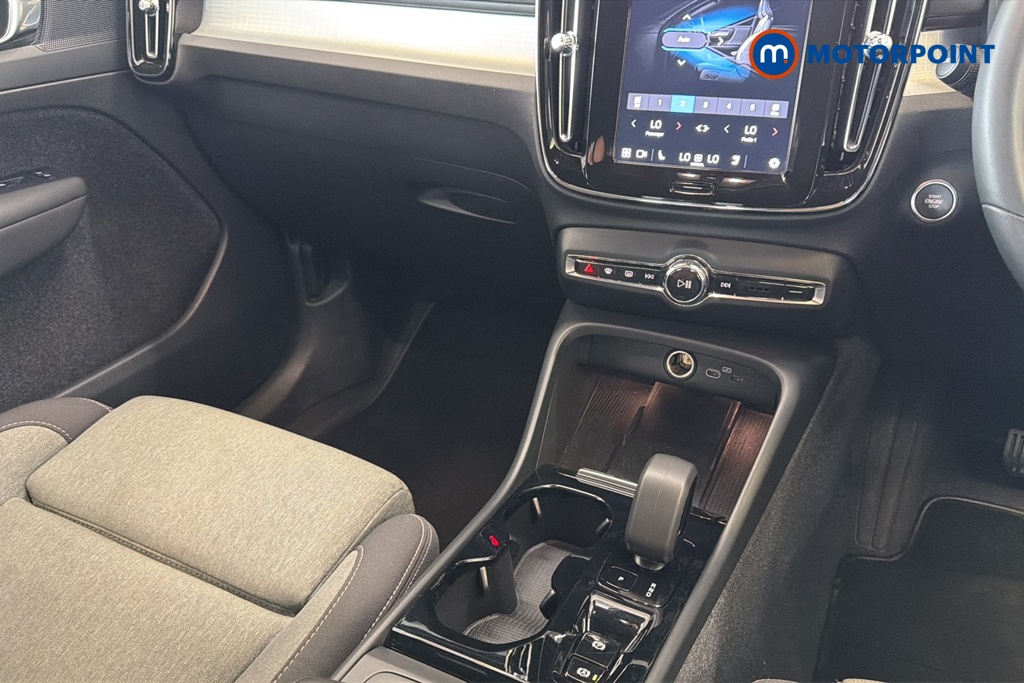 Volvo Xc40 Plus Automatic Petrol SUV - Stock Number (1654646) - 15th supplementary image