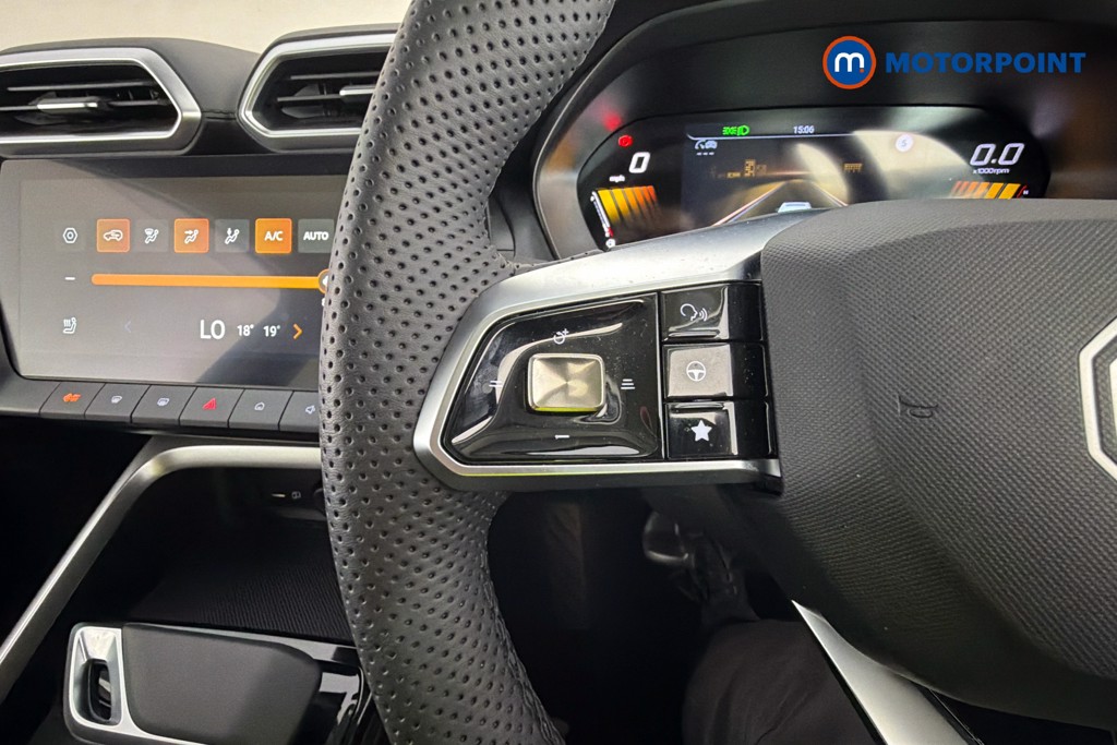 Mg Motor Uk ZS Trophy Automatic Petrol-Electric Hybrid SUV - Stock Number (1654752) - 3rd supplementary image