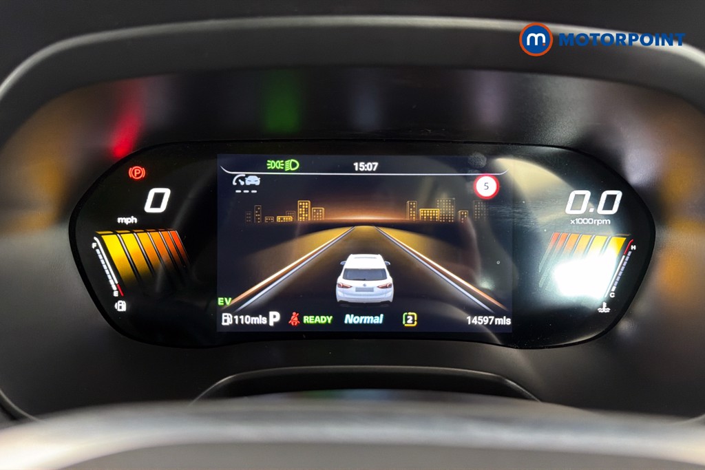 Mg Motor Uk ZS Trophy Automatic Petrol-Electric Hybrid SUV - Stock Number (1654752) - 8th supplementary image