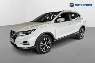 Nissan Qashqai N-Connecta Manual Petrol SUV - Stock Number (1654766) - Passenger side front corner