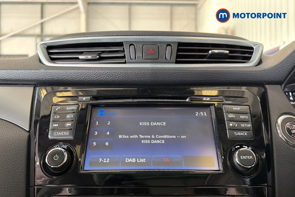 Nissan Qashqai N-Connecta Manual Petrol SUV - Stock Number (1654766) - 8th supplementary image