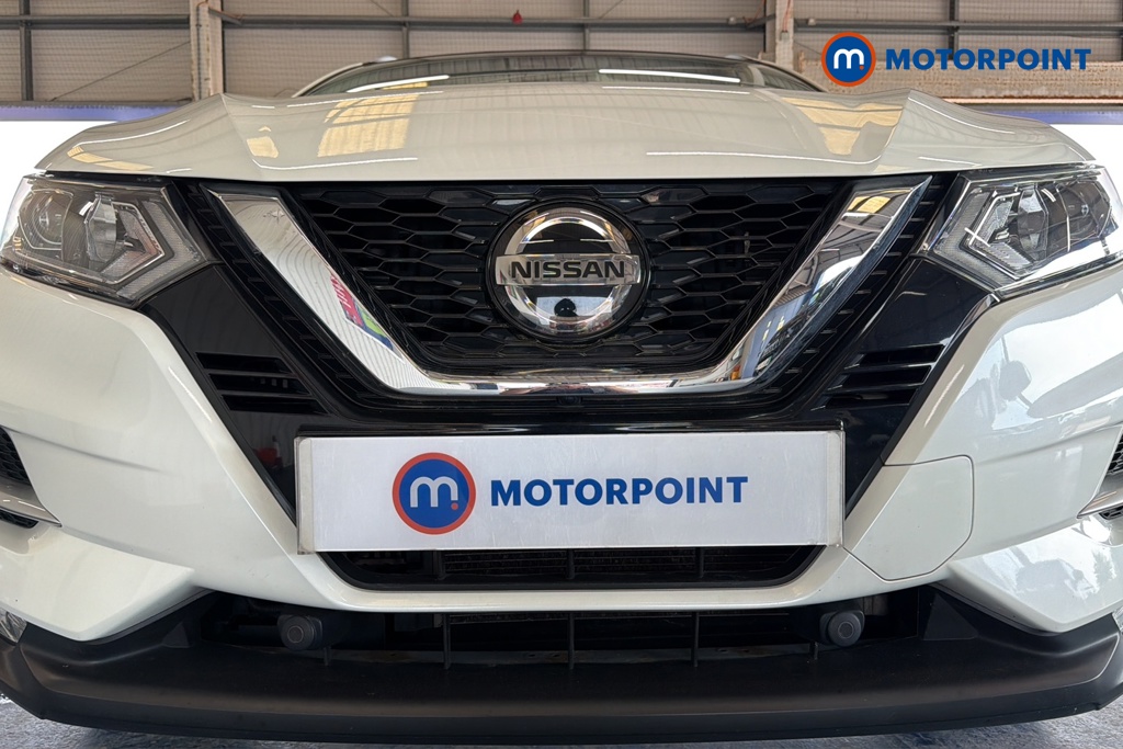 Nissan Qashqai N-Connecta Manual Petrol SUV - Stock Number (1654766) - 43rd supplementary image