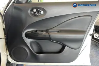 Nissan Juke Bose Personal Edition Manual Petrol SUV - Stock Number (1655069) - 18th supplementary image