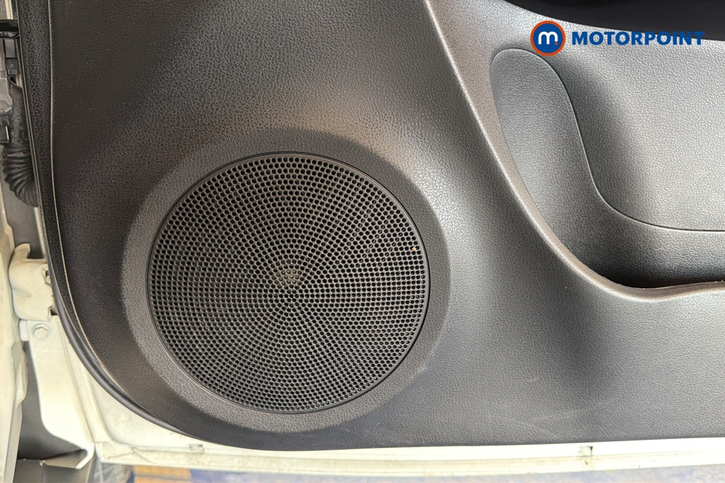 Nissan Juke Bose Personal Edition Manual Petrol SUV - Stock Number (1655069) - 21st supplementary image