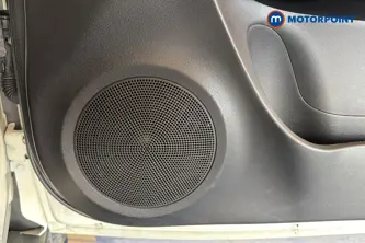 Nissan Juke Bose Personal Edition Manual Petrol SUV - Stock Number (1655069) - 21st supplementary image