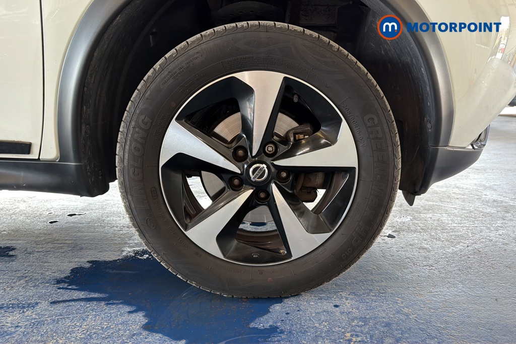 Nissan Juke Bose Personal Edition Manual Petrol SUV - Stock Number (1655069) - 47th supplementary image