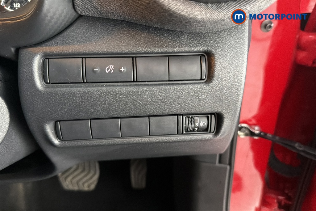 Nissan Juke Acenta Premium Automatic Petrol-Electric Hybrid SUV - Stock Number (1655117) - 11th supplementary image