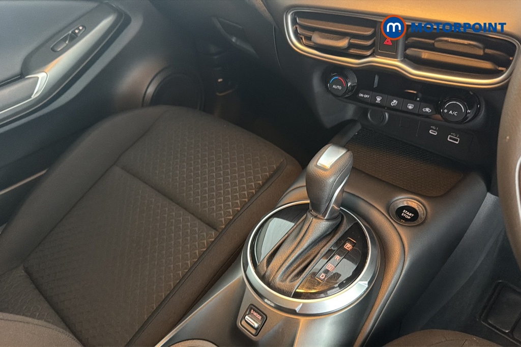 Nissan Juke Acenta Premium Automatic Petrol-Electric Hybrid SUV - Stock Number (1655117) - 15th supplementary image