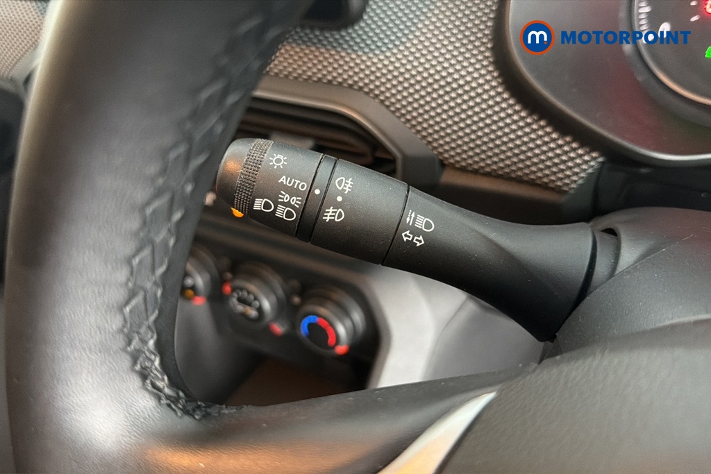 Dacia Sandero Stepway Expression Manual Petrol Hatchback - Stock Number (1610225) - 5th supplementary image