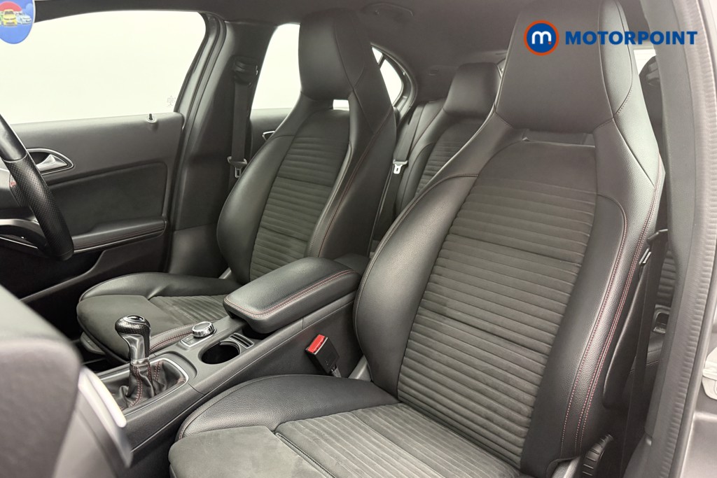 Mercedes-Benz A Class Amg Line Manual Petrol Hatchback - Stock Number (1635118) - 3rd supplementary image