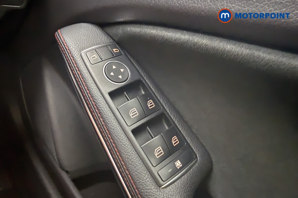 Mercedes-Benz A Class Amg Line Manual Petrol Hatchback - Stock Number (1635118) - 16th supplementary image