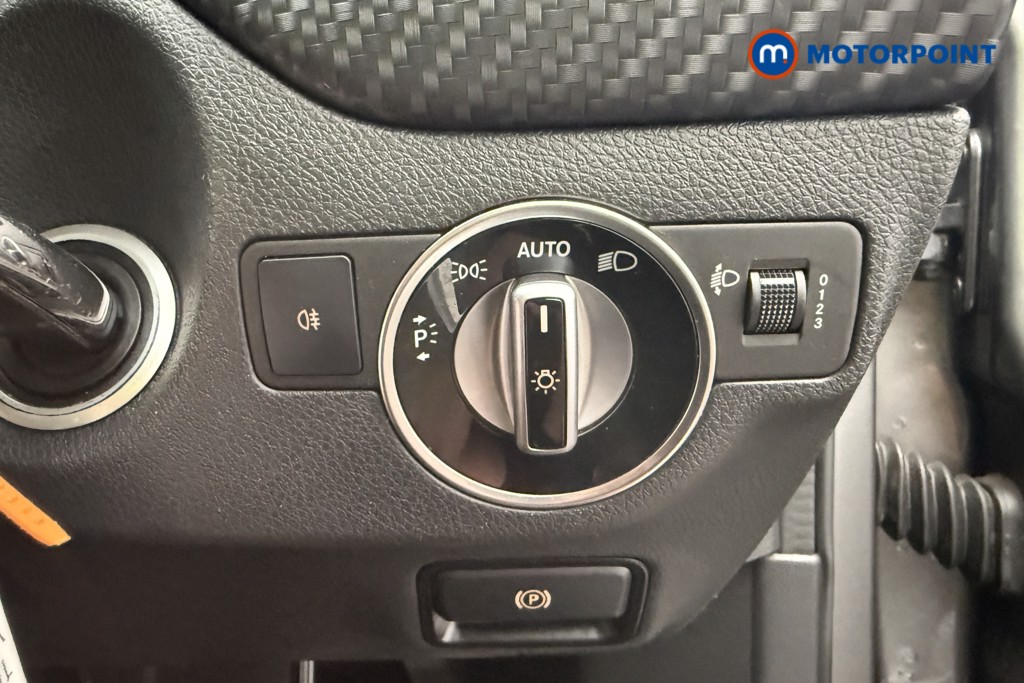 Mercedes-Benz A Class Amg Line Manual Petrol Hatchback - Stock Number (1635118) - 17th supplementary image