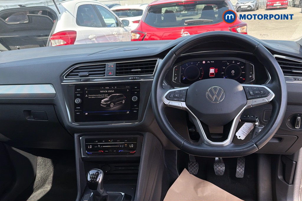 Volkswagen Tiguan Allspace Life Manual Petrol SUV - Stock Number (1635924) - 2nd supplementary image