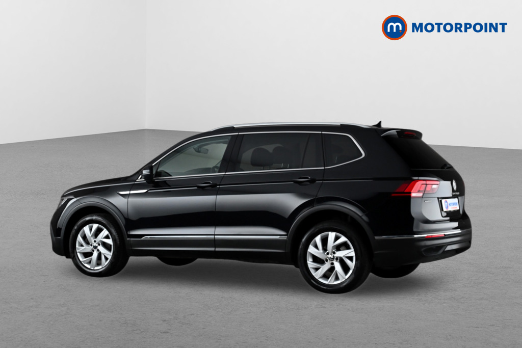 Volkswagen Tiguan Allspace Life Manual Petrol SUV - Stock Number (1635924) - Passenger side front corner