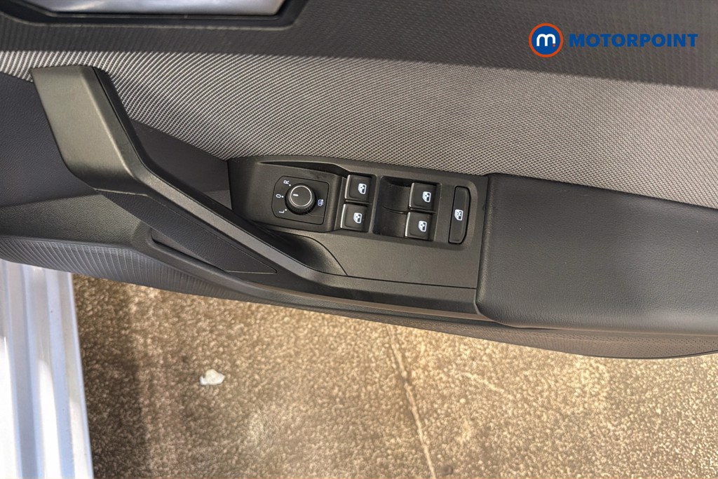 Seat Leon SE Manual Petrol Hatchback - Stock Number (1638925) - 20th supplementary image