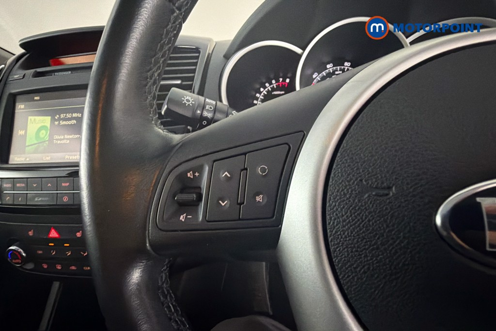 KIA Venga 3 Automatic Petrol People Carrier - Stock Number (1639456) - 3rd supplementary image