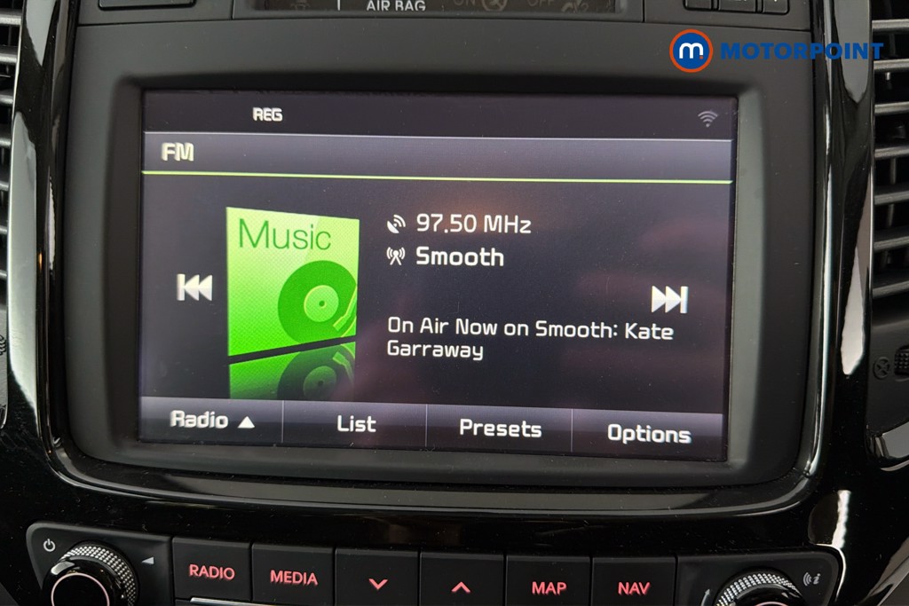 KIA Venga 3 Automatic Petrol People Carrier - Stock Number (1639456) - 9th supplementary image