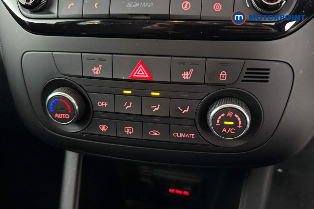 KIA Venga 3 Automatic Petrol People Carrier - Stock Number (1639456) - 12th supplementary image
