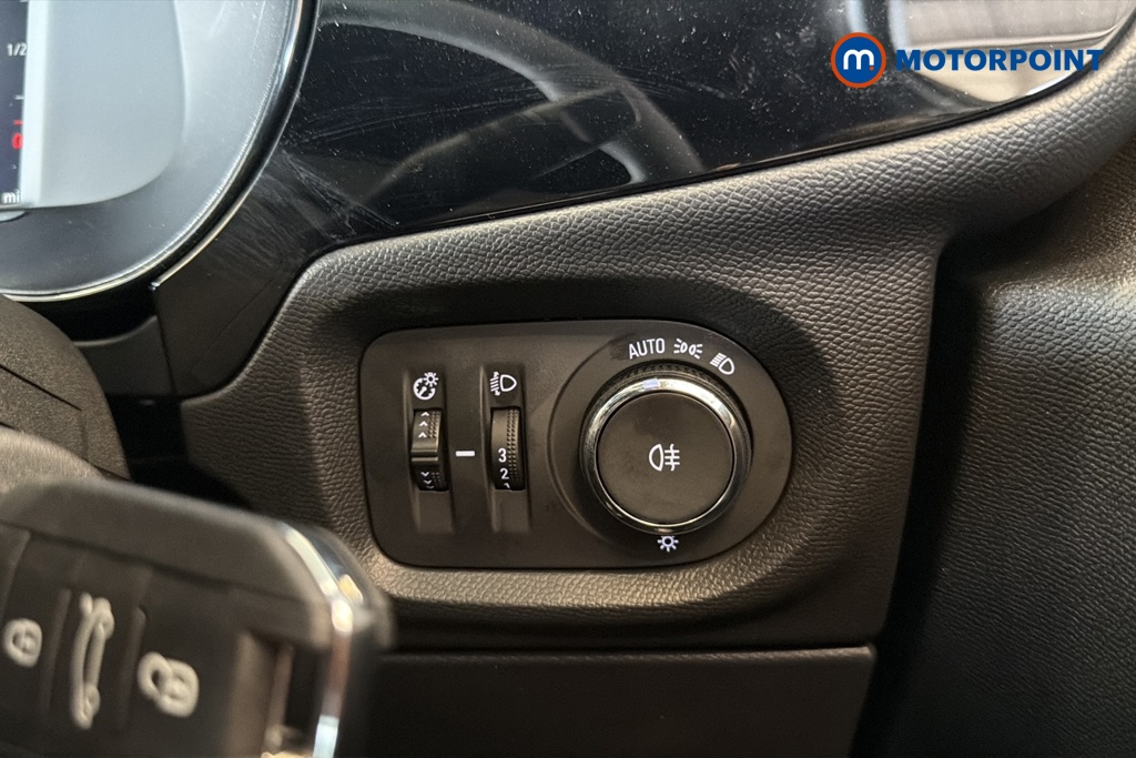 Vauxhall Corsa YES Manual Petrol Hatchback - Stock Number (1639884) - 11th supplementary image