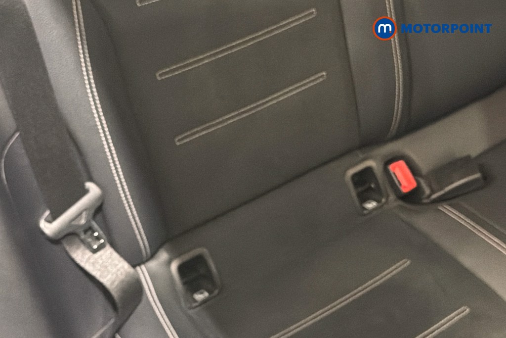 Mercedes-Benz A Class Amg Line Executive Edition Automatic Petrol Hatchback - Stock Number (1640662) - 29th supplementary image
