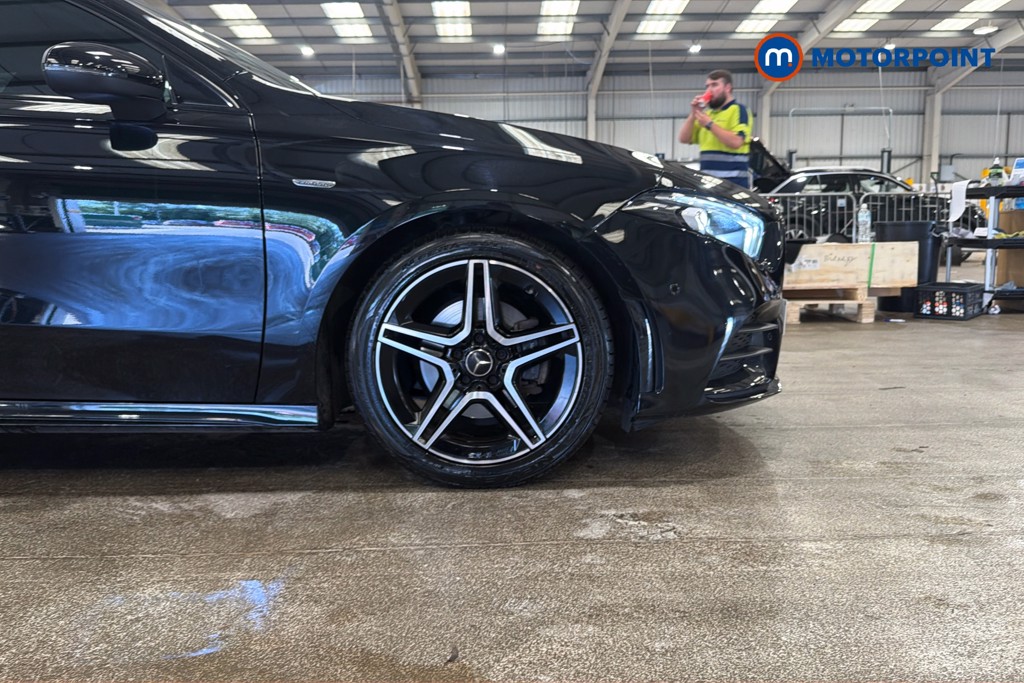 Mercedes-Benz A Class Amg Line Executive Edition Automatic Petrol Hatchback - Stock Number (1640662) - 50th supplementary image